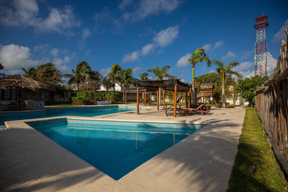 Hotel & Beach Club Ojo de Agua 26/49