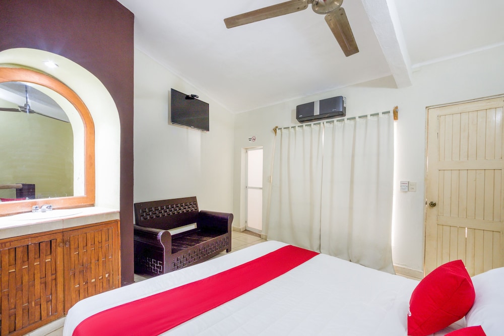 OYO Hotel Posada Lys Zihuatanejo 28/35