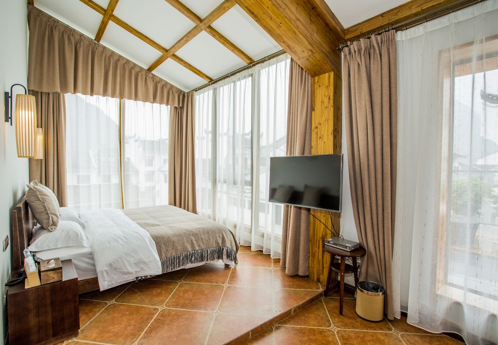 Shui Yun Ju Hotel Resort 23/49
