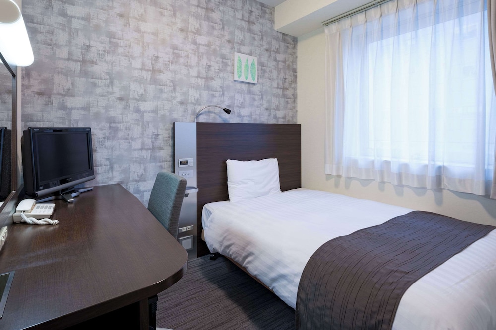 ROOM, DOUBLE BED