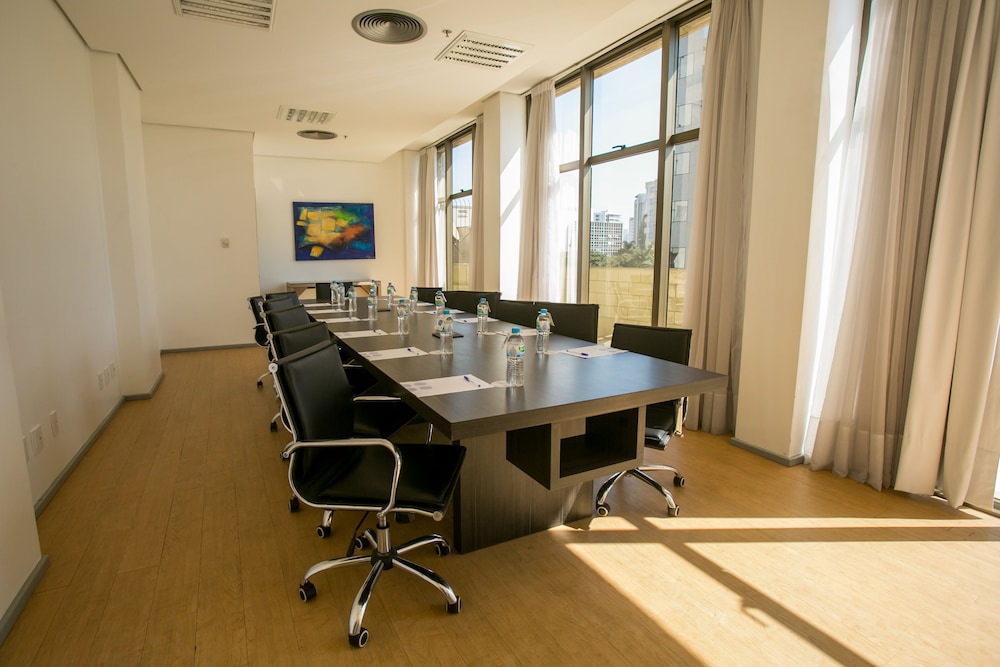 Novotel Porto Alegre Tres Figueiras 38/50