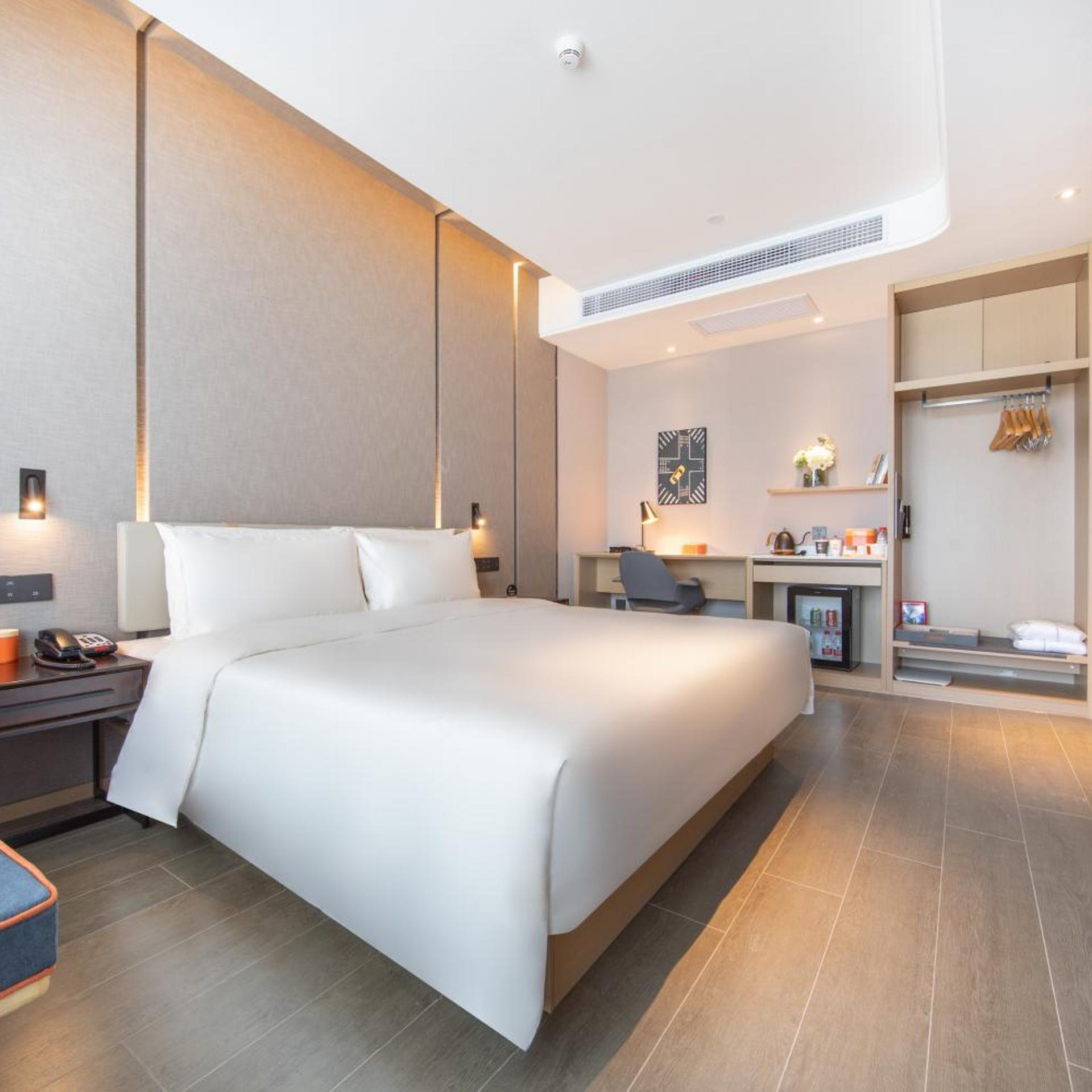 Atour Hotel Jinyin Lake Wuhan 12/59
