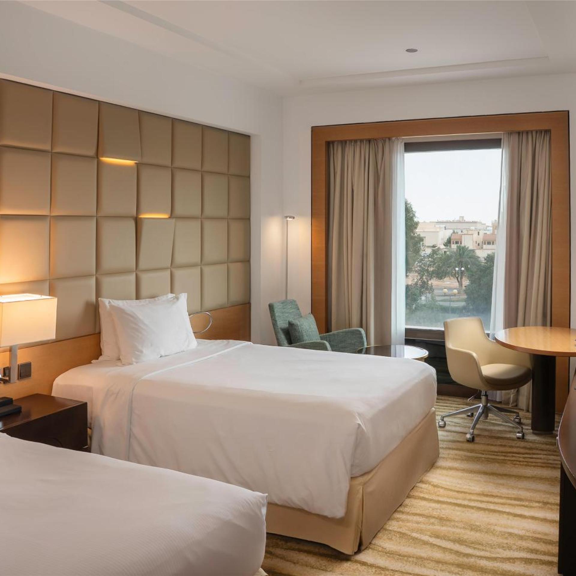 Guest Room, Twin Beds, Front View