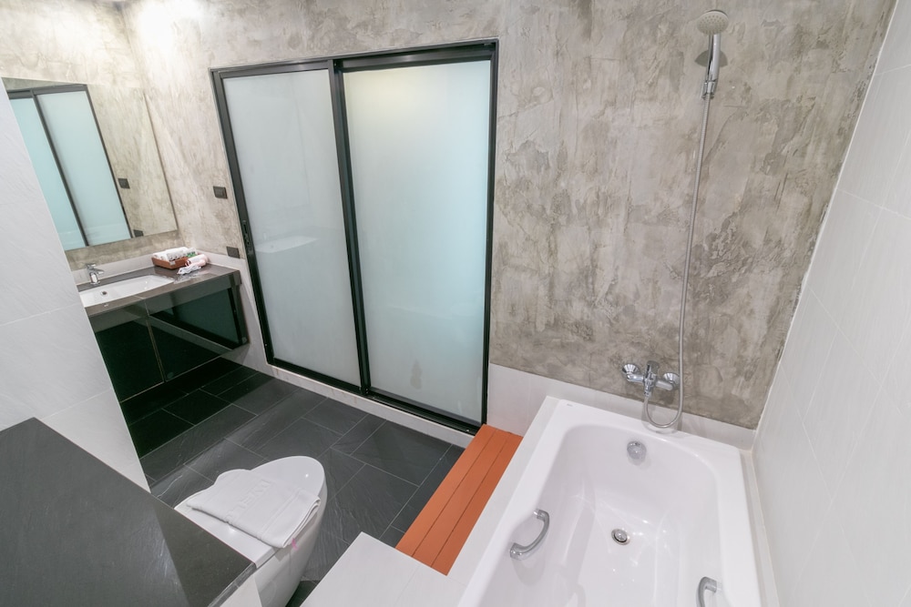 Zleepmotion Bangkok Sukhumvit 43/45