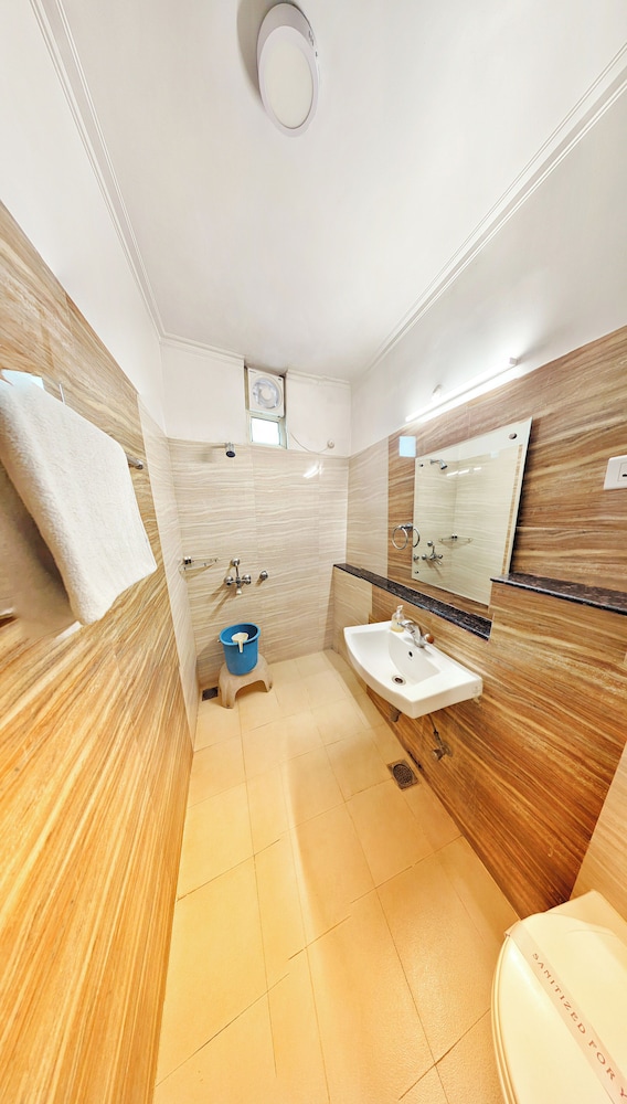Elite Suites Mint Gomti Nagar 28/50