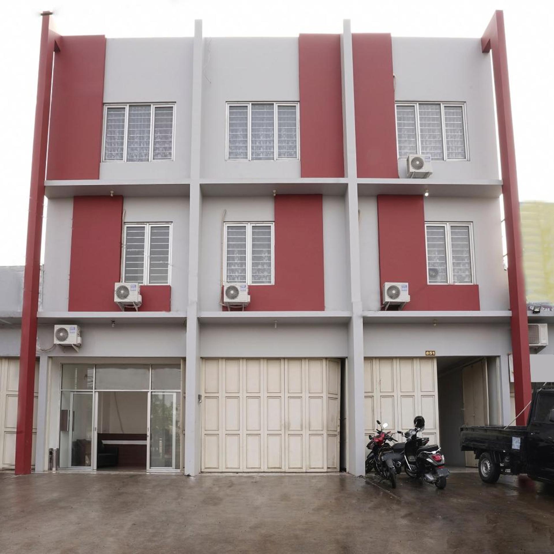 OYO 2183 Cibeureum Residence Near Rumah Sakit Rajawali (ex OYO 2183 Cibeureum Residence) 2/50