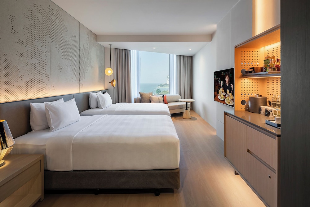 Renovated, Deluxe, Twin Beds, Sea View، Hard Rock Hotel Pattaya 6/8