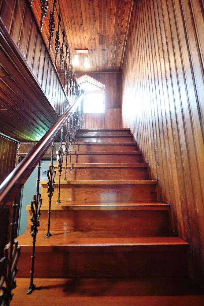 The One Hostel 36/50