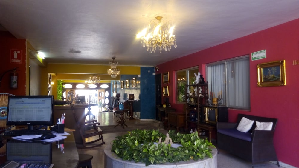 Hotel Mary Carmen 57/72