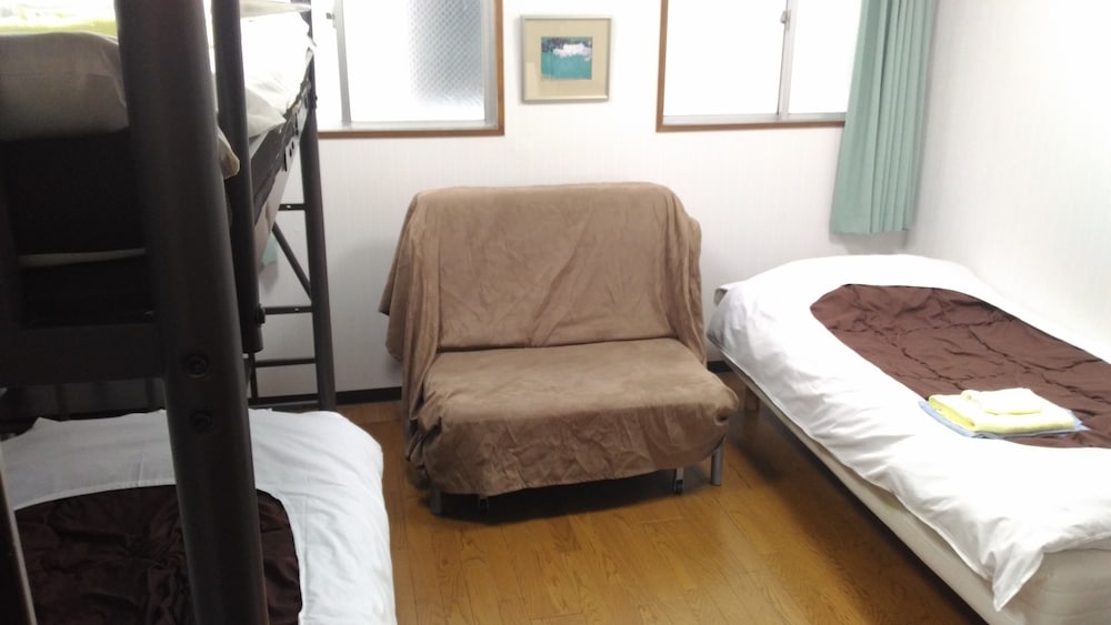 Hotel Mikado 14/67