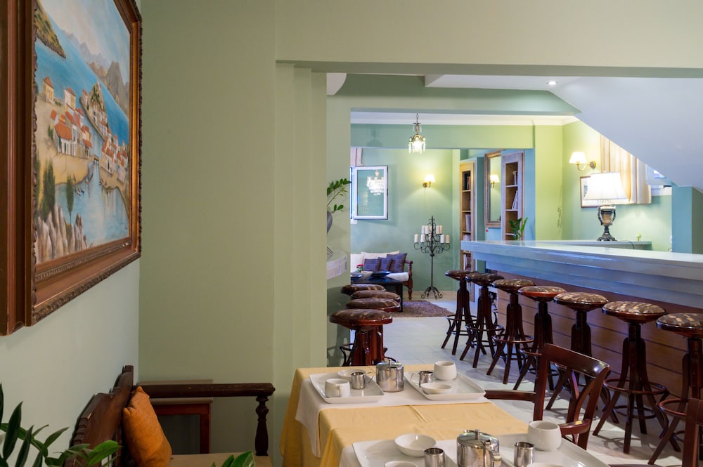 Ikaros Art Hotel 28/32
