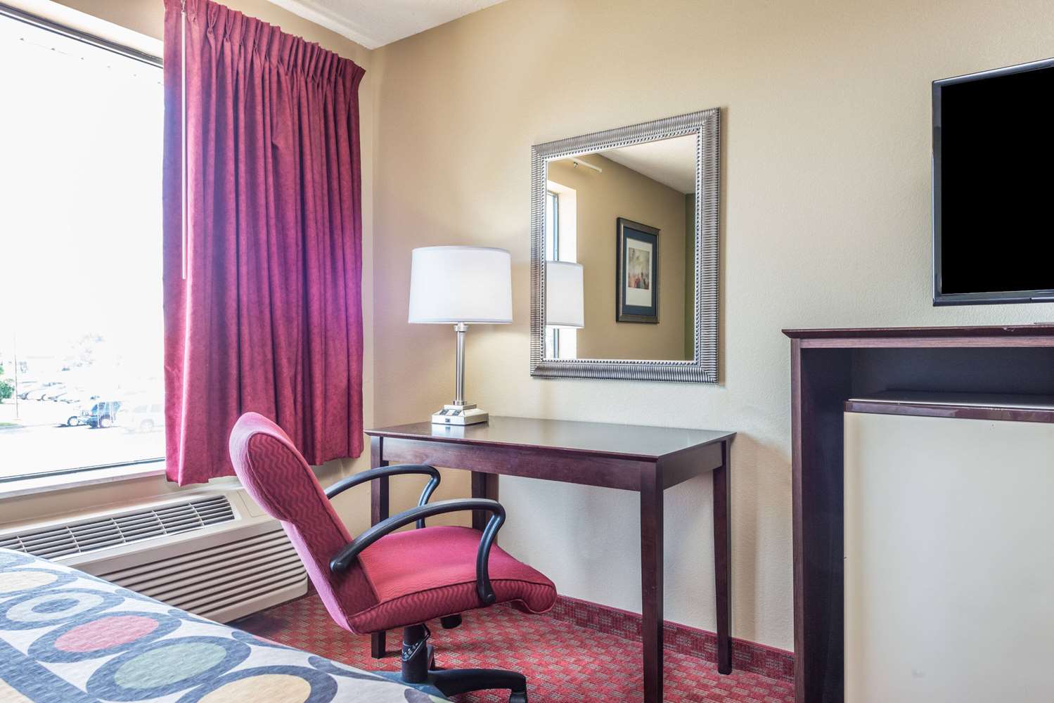 Super 8 By Wyndham Troy Il/St. Louis Area 11/15