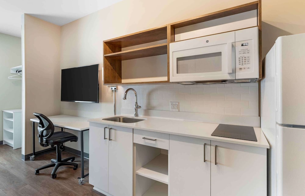 Extended Stay America Premier Suites - Fredericksburg 16/26