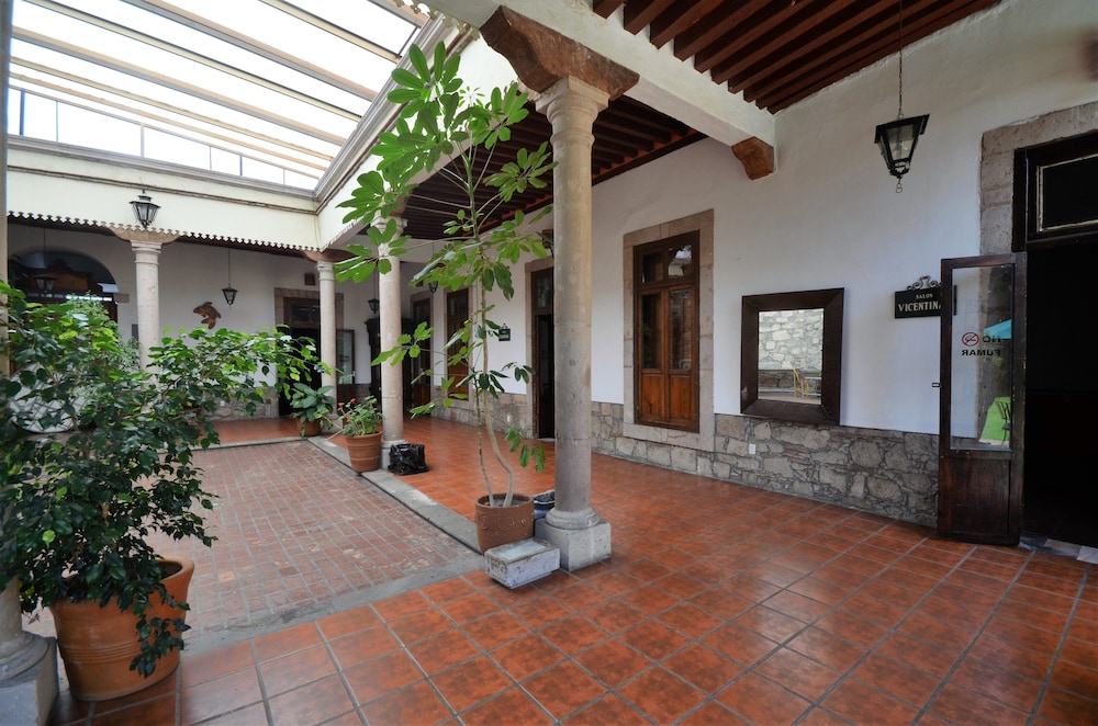 Howard Johnson by Wyndham Morelia Calle Real 58/63