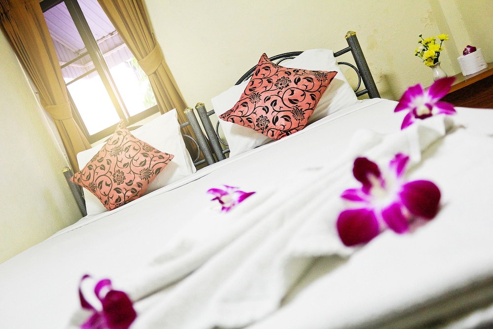 Zen Rooms Soi Paradise Patong 24/29