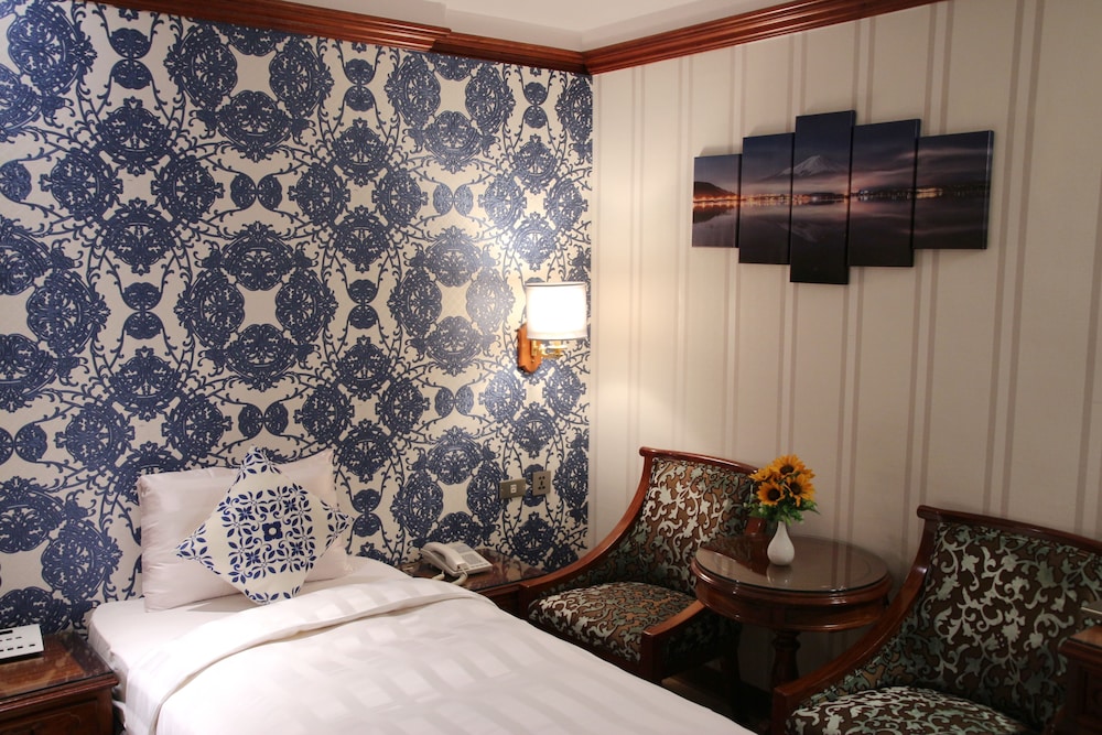 Silken Hotel 23/63