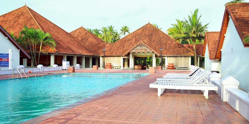 Abad Whispering Palms 14/66