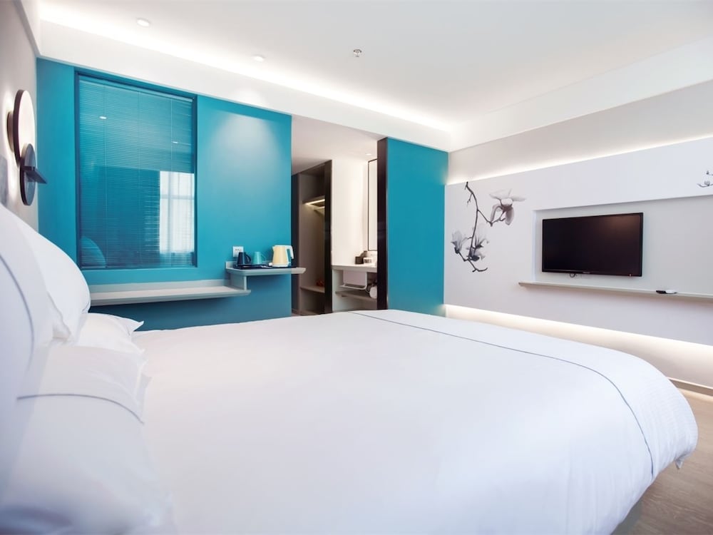 Magnotel Hotel South Railway Station Huizhou 10/17