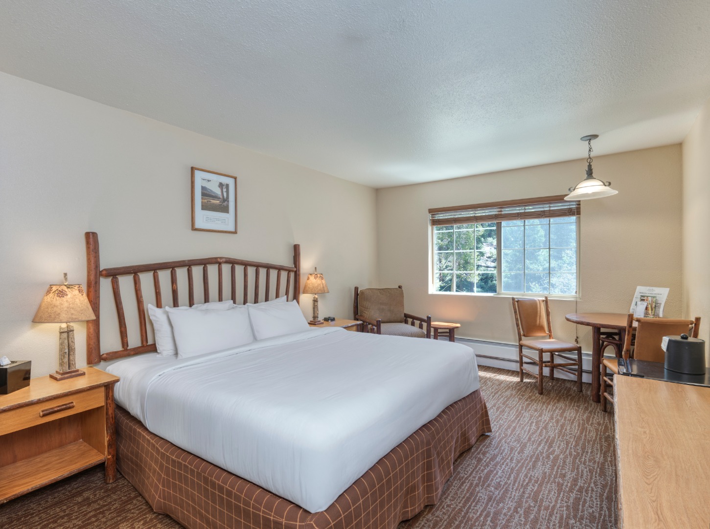 Deluxe, Lodge, King Bed, Accessible