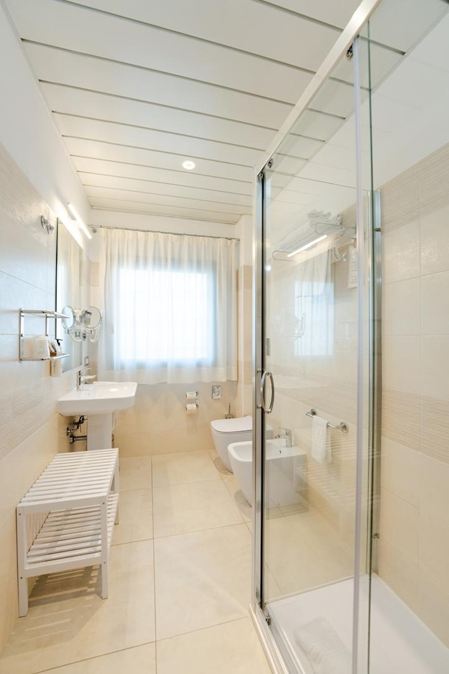 Hotel Touring Carpi 48/81
