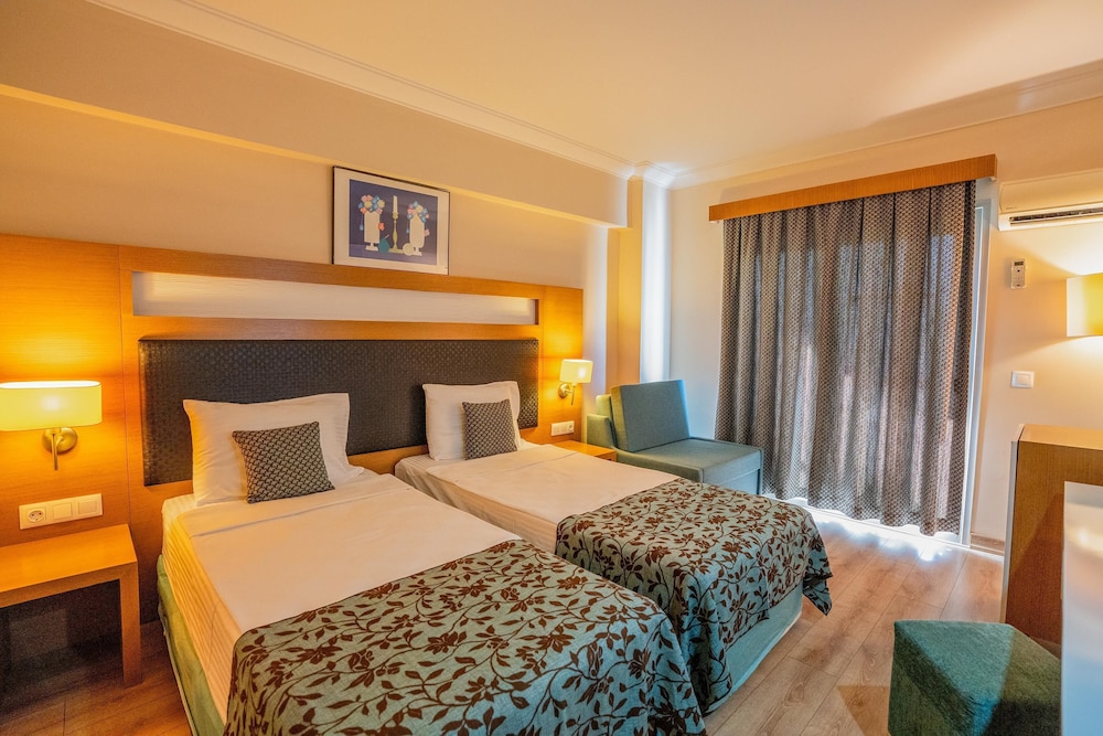 Marbel Hotel 17/60