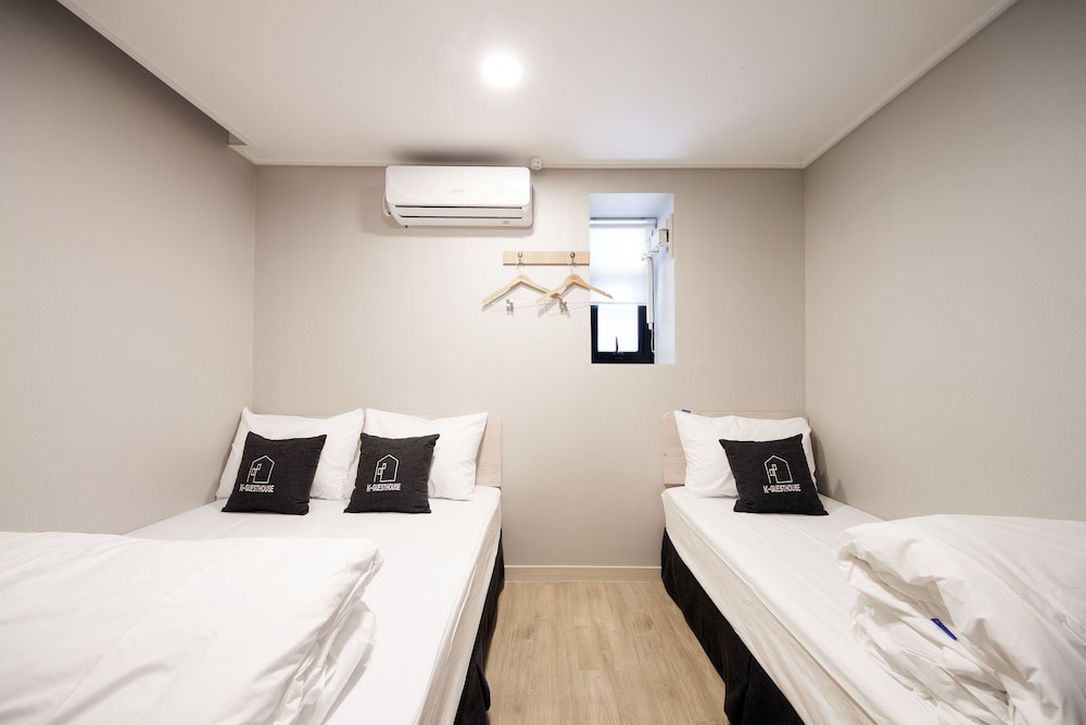 OYO Hostel Myeongdong 1 31/63