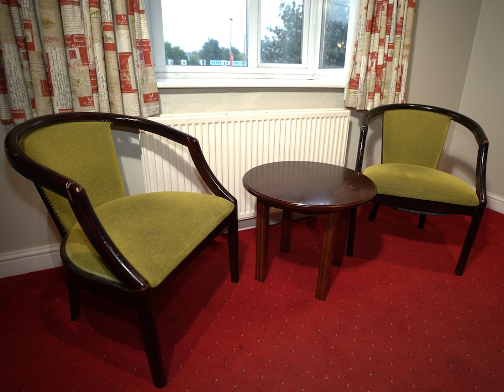 CONSORT HOTEL 36/51