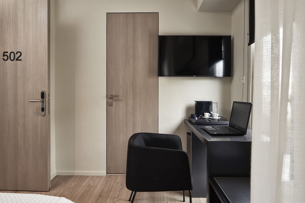 Urban Frame Hotel 39/46