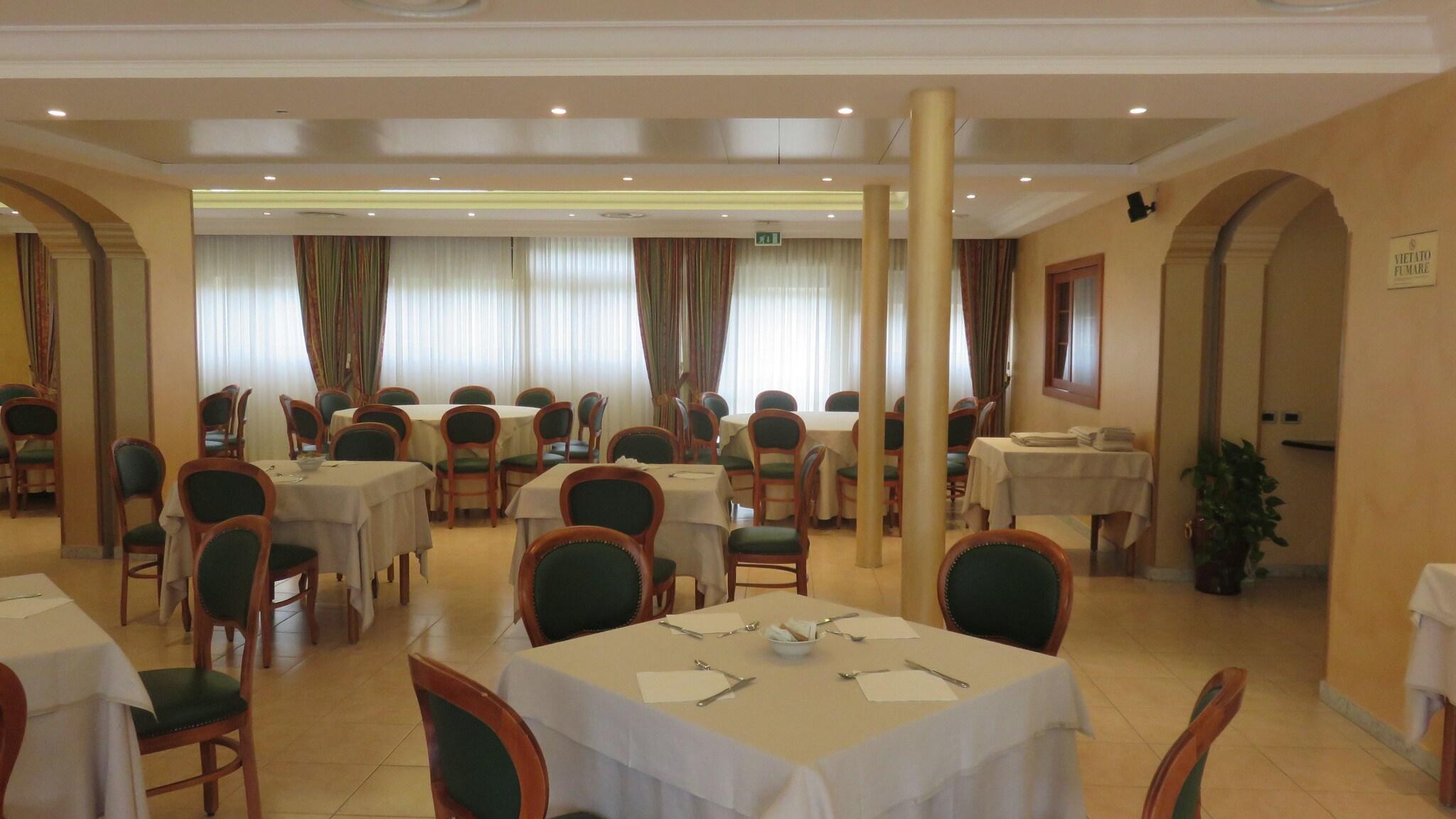 Hotel Oasi Dei Discepoli 36/61