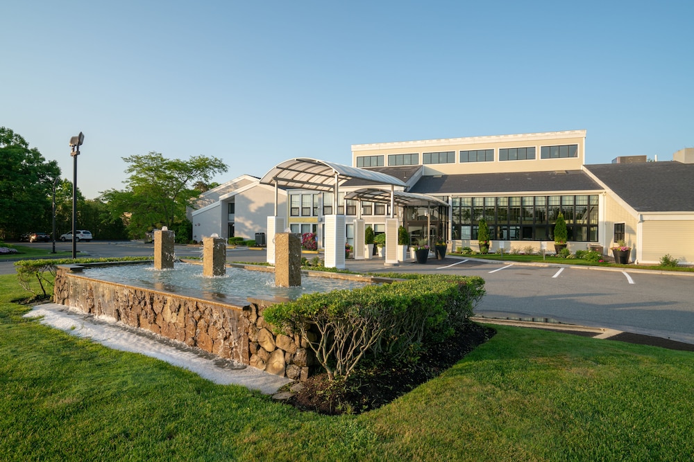 Holiday Inn Cape Cod - Hyannis 6/34