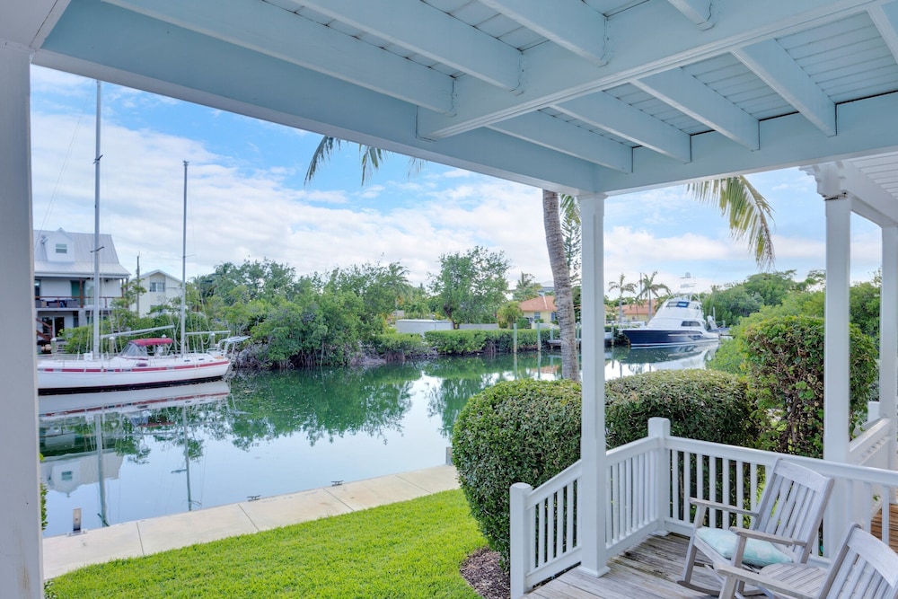 Coral Lagoon Resort Villas &amp; Marina by Keys Caribbean 5/50