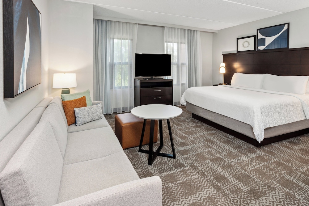 Studio, Suite, King Bed, Kitchen