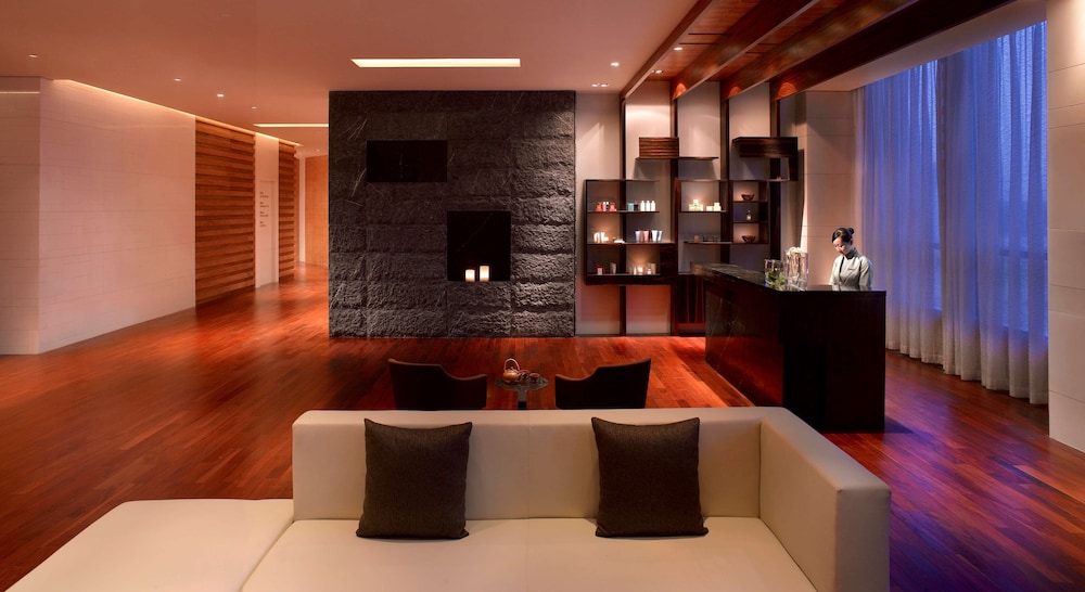 Grand Hyatt Guangzhou 57/69