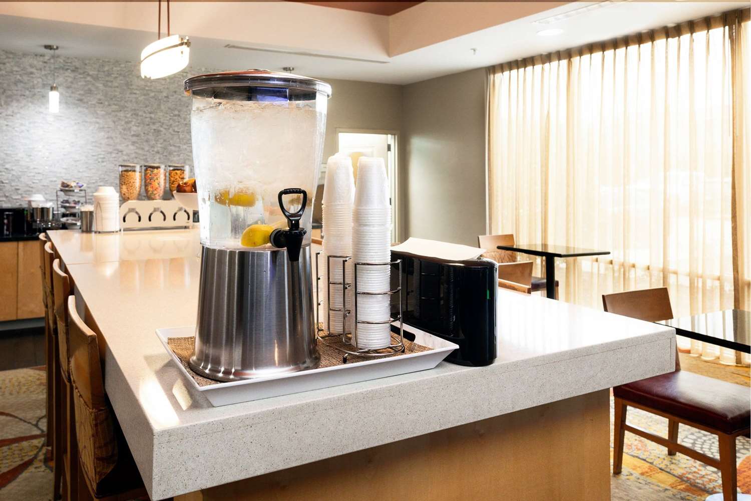 La Quinta Inn & Suites by Wyndham Starkville at MSU 48/53