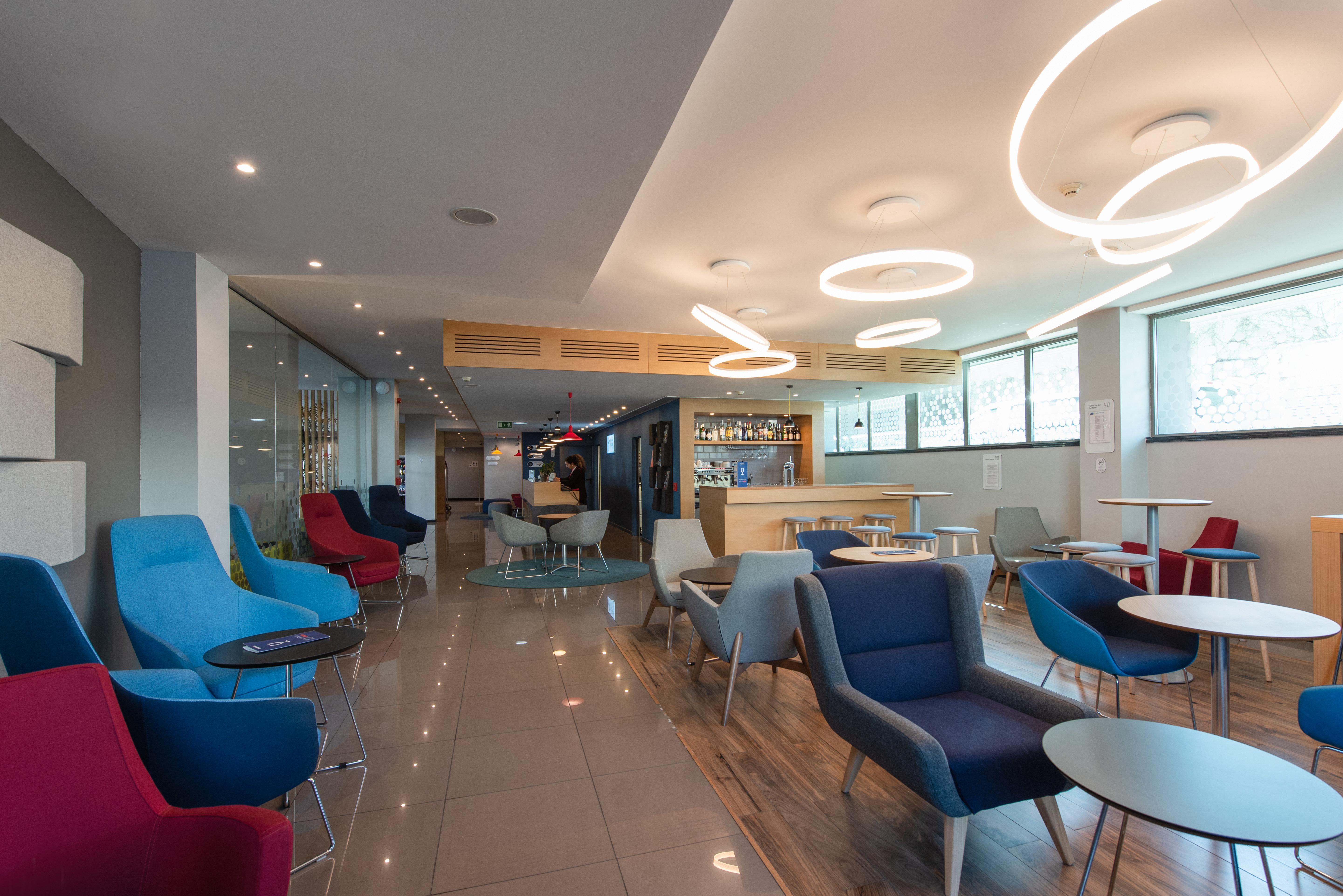 HOLIDAY INN EXPRESS LISBON AIRPORT 42/78
