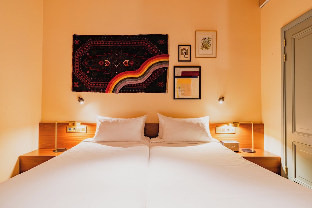 Economy, Double Bed, No Window