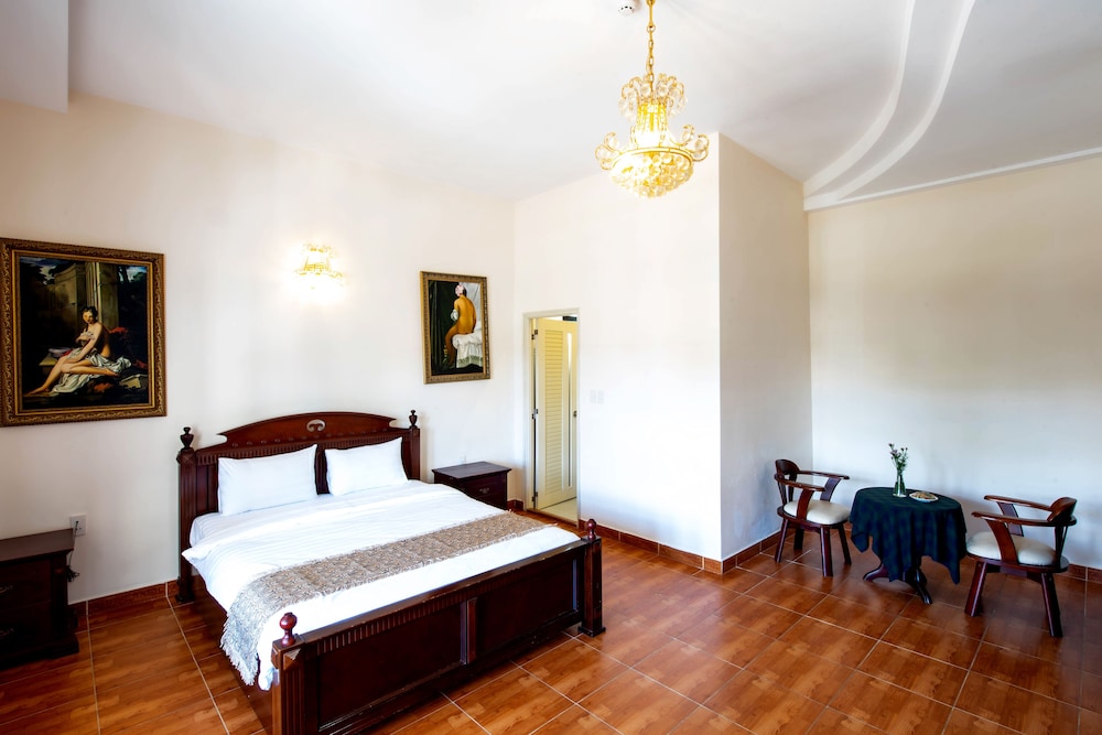 Le Petit Paris Hotel Dalat 19/67