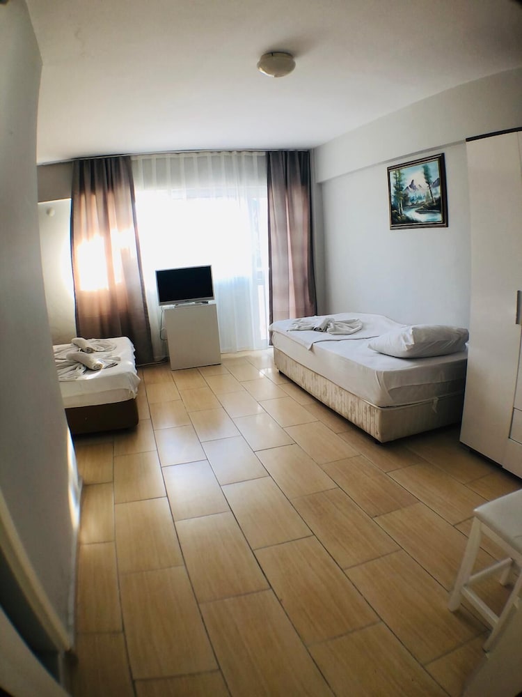 Altinyaz Hotel 9/35