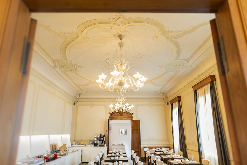 Hotel Grande Italia 12/119