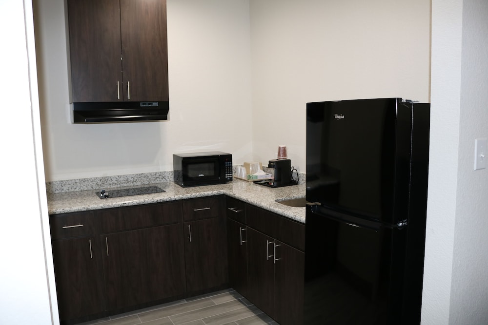 Scottish Inn and Suites IAH Airport 8/46