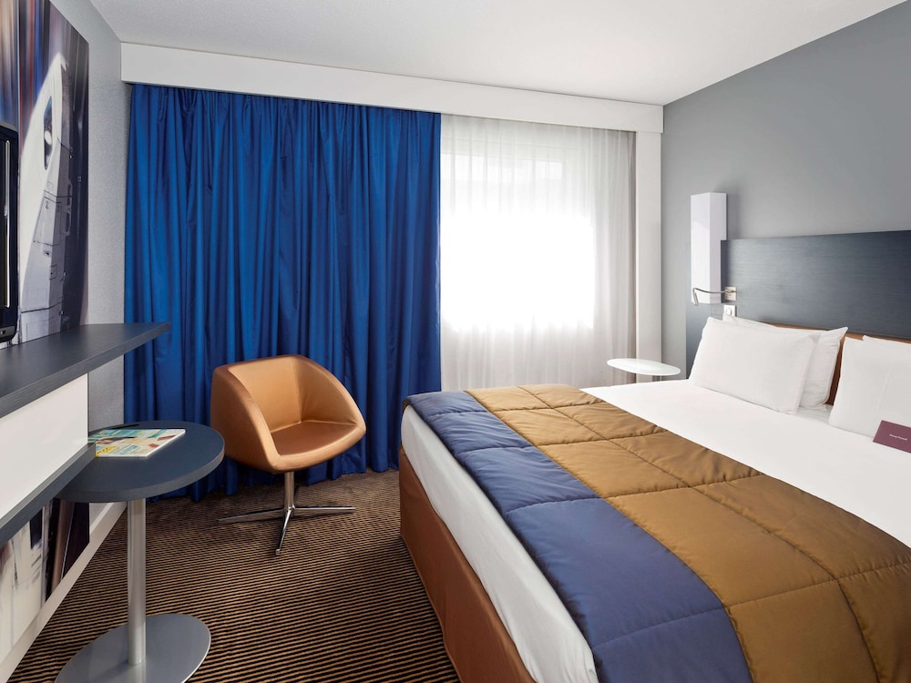 Mercure Paris Massy Gare TGV 14/76