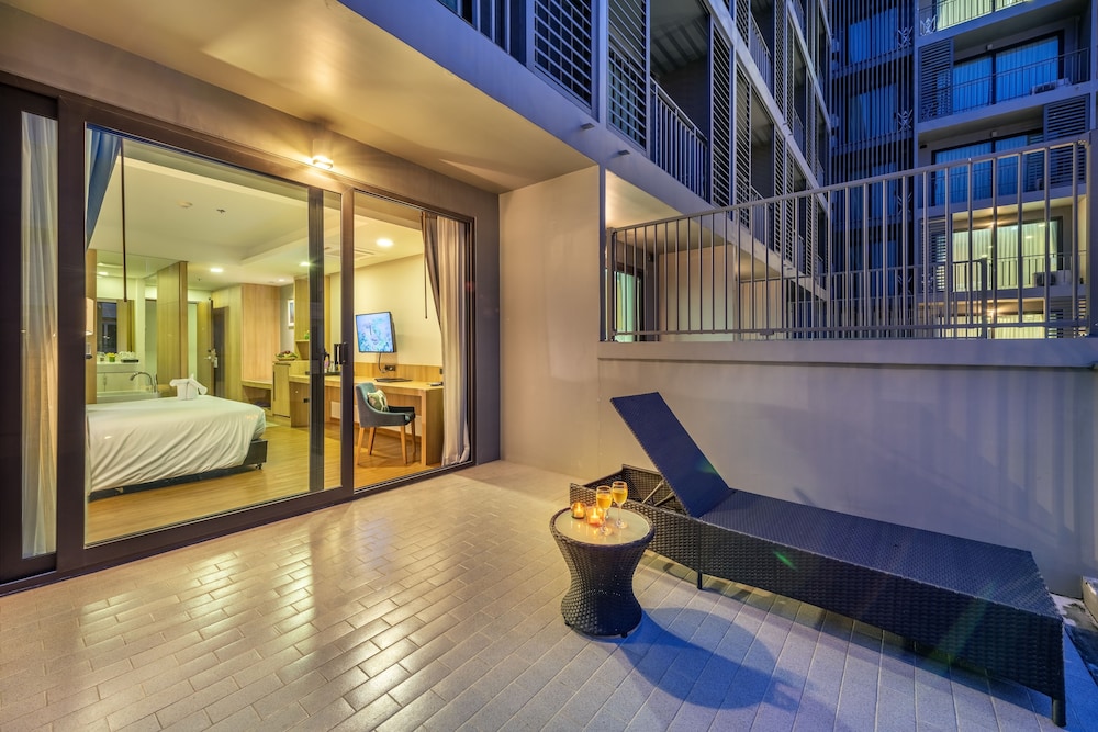 Plaai Prime Hotel (ex D Varee Diva Central Rayong) 29/71