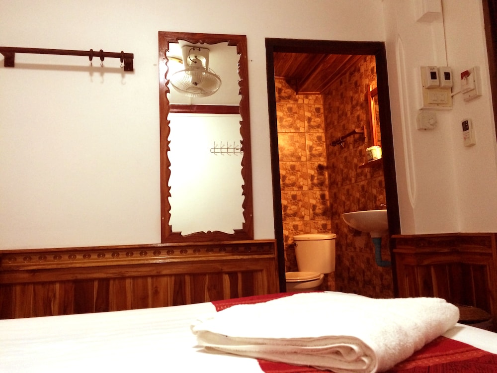 Apple Guesthouse 49/75