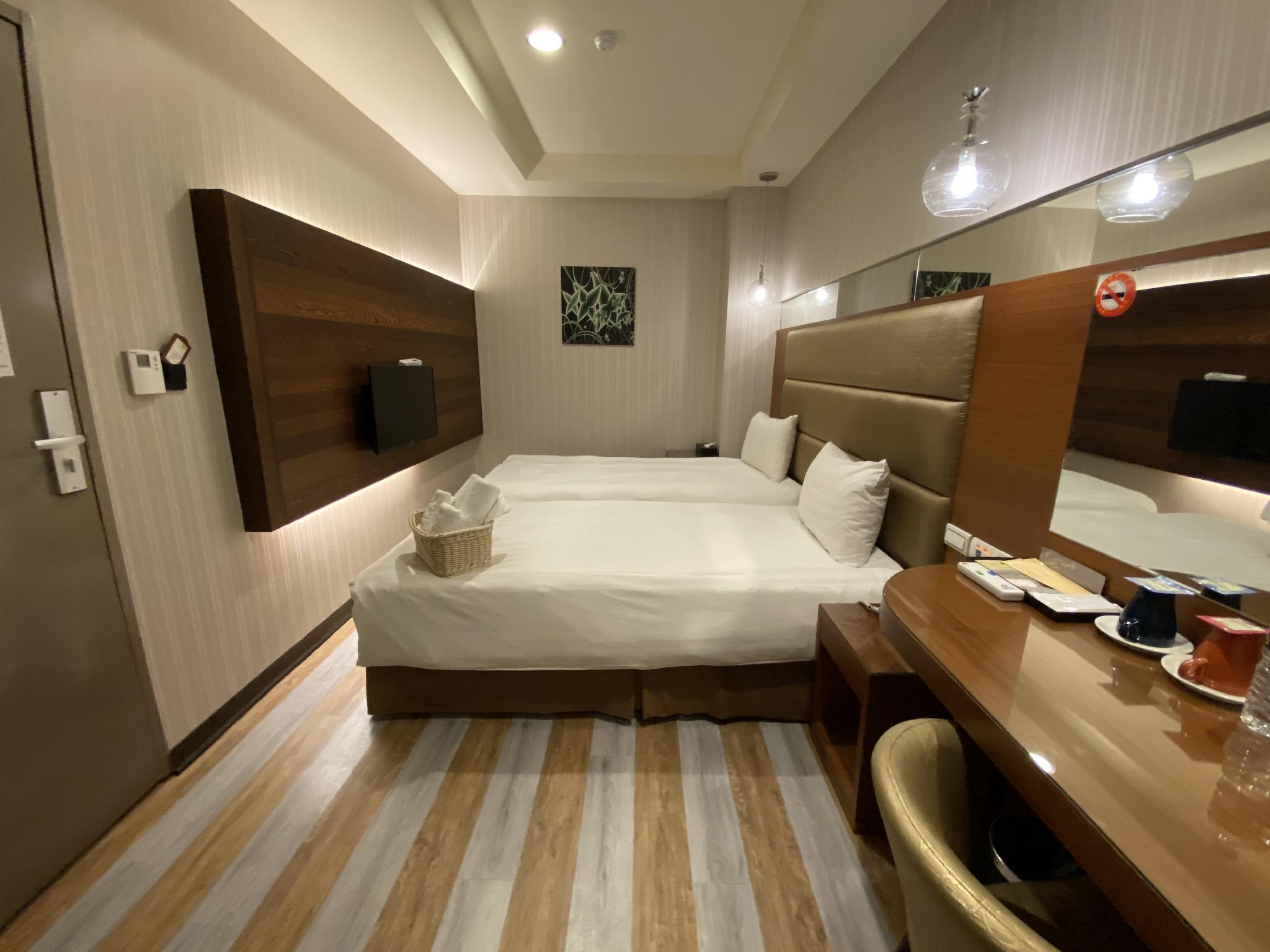 Standard, Double or Twin Bed, No Window