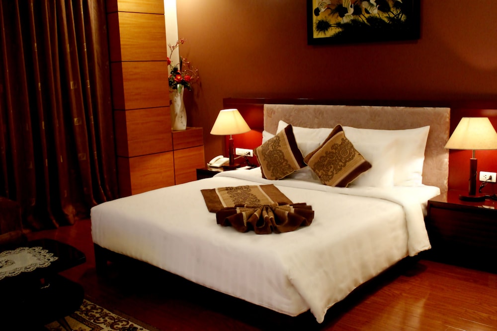 Kin Hotel Thi Sach Edition 23/55