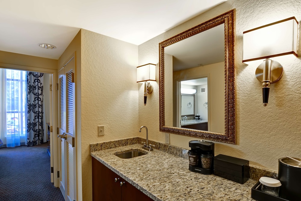 Embassy Suites by Hilton Orlando North 30/54