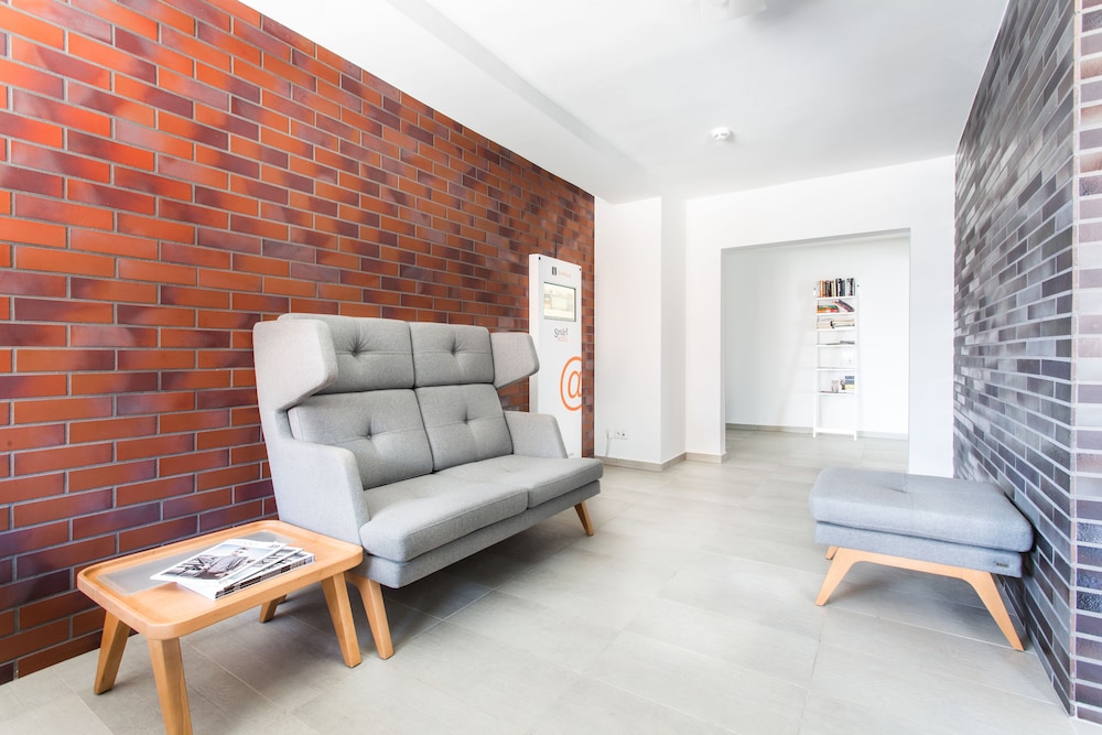 Smart Hotel Garnizon 18/35