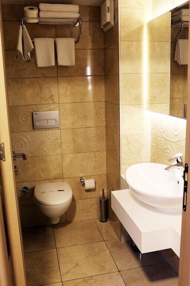 Colonia Park Otel 15/15