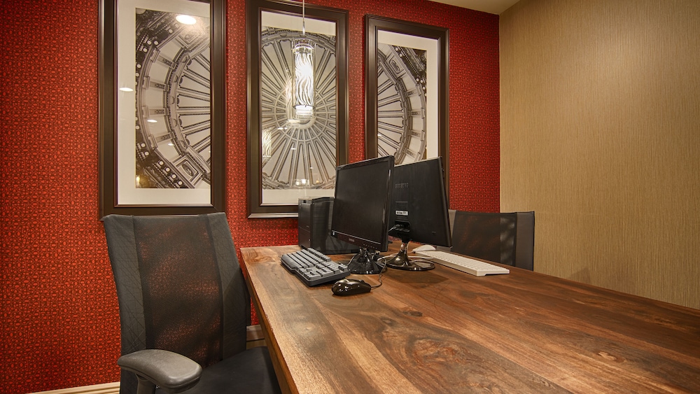 Best Western Plus Jackson Downtown-Coliseum 21/33