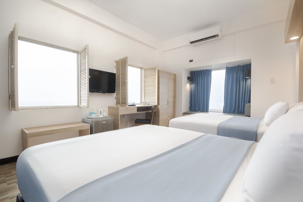 Microtel by Wyndham Mall of Asia 15/44